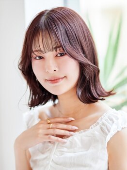 オーバーヘアー 枚方店(over hair)の写真/【枚方市駅1分】小顔カット+ケアカラー+ベースTr￥6900！髪質改善も叶うカラーもお手頃価格で体験できる！