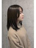 透明感グレージュ×鎖骨ミディアム