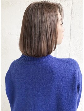 ルティア(Lutia) ワンレン ベージュブラウン！