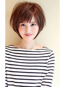 レウナ 外苑前(Reuna) ３０代・４０代・５０代大人の女性に人気のひし形ショートボブ