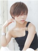 媚びない女性らしさが薫るマニッシュショート