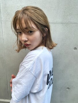 ストラマ(STRAMA) harumiyaブリーチカラー外はね