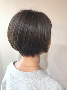 ハービー(HERBY) ショートボブ《HERBY organic and color》
