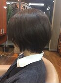 大人のキレイなショートスタイル