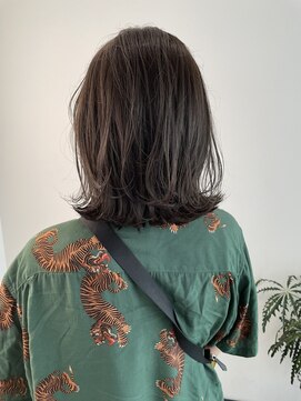 トレス(TRESS) 外ハネボブ レイヤーボブ グレージュカラー