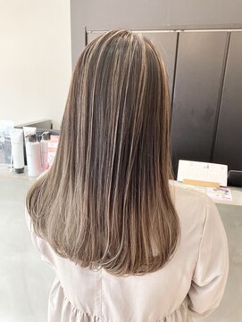 チェレ オレ 新金岡店(Chere ore) 20代0代の美髪×シークレットハイライト×ミルクティーベージュ