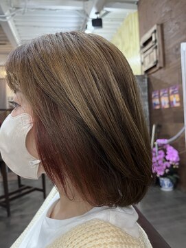 ビューティアンドスパ ガガ(GAGA) ミディアムショート ボブ インナーカラー