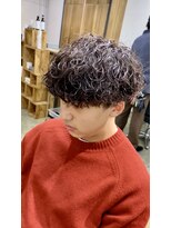 エルオム(EL.HOMME)&nbsp;波巻きクリームパーマ／刈り上げマッシュ