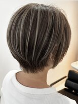 ヨロ 上野(YOLO)&nbsp;ハイライトカラーミルクティーベージュケアブリーチダブルカラー