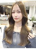 オリーブベージュ×韓国風ロングレイヤー/抜け感ツヤロング