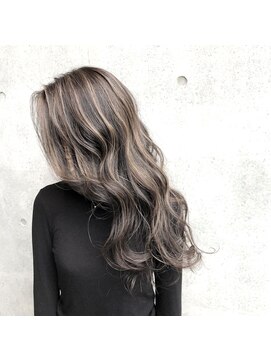 クレア 相武台(CREA) 白髪ぼかしハイライト【/相武台/ハイライト/ブリーチ】