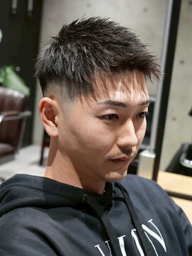 メッツ 原宿(METS) MEN'S/アップバングショート×フェード/短髪/ビジネスヘア