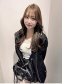 ベージュカラー