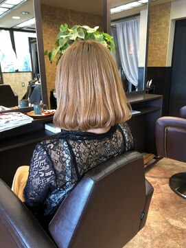 ナトゥーラ 岐阜(Natura) ハイトーンベージュロブ