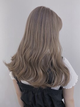 ジゼル(gisele) (小山)艶ベージュ