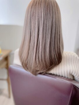 リ ヘアーデザイン(Re: hair Design) 透明感ミルクティーベージュ