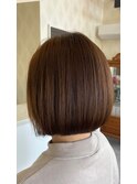 明るめベージュブラウンのボブスタイル
