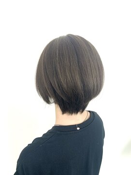 ルヴェルヘアー(Revel hair) ショート×ハイライトカラー