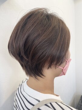 リリー LILY ヘアー メイク HAIR アンド & MAKE 30代40代髪型♪大人可愛いフレンチカジュアル＊奥行きショート