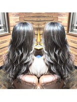 ココバイファニック(Coc. by funic)&nbsp;ケアブリーチ×艶カラー  【関内】