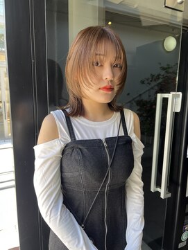 アクアオモテサンドウ(ACQUA omotesando) △大人可愛いウルフカットレイヤーカットミルクティーベージュ