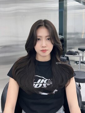 ウルスバイバレット 銀座(Urus by VALETTE) オリーブグレージュ×韓国レイヤー