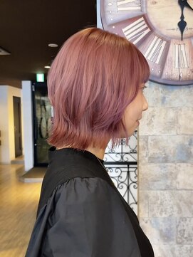 インデペンデンス(independence) くびれミディアム×ピンクカラー