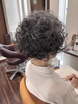 へあ＆めいく はいちゃーむ&nbsp;大人やわらかパーマ