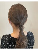 アヴェリー(avely) ヘアアレンジ/カチモリヘア/ニュアンスアレンジ/お呼ばれヘア