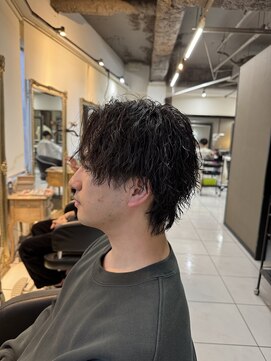 アイズ 海老名(AIZU) ツイストスパイラルパーマ　海老名パーマ　ツイストパーマ　眉毛