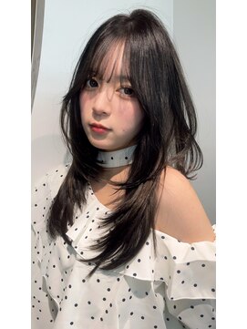 ロンドルピナス 小倉(Lond Lupinus) ミディアムレイヤーカット/似合わせカット/大人ガーリー/20代