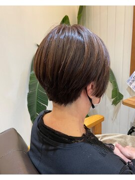 ミュミュ(mu-mu) 2/20ダークブラウンミディアムレイヤーカット