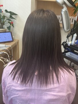 ウイ バイ ファースト 北四番丁店(u'i by first) サラサラツヤツヤロングスタイル