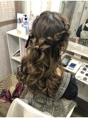 ハーフアップ/ヘアセット/ヘアメイク/三つ編み/編み込み