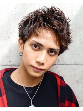 フィフス(fifth) ショートレイヤー ツーブロック くせ毛風パーマ アップバング 23