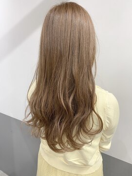 ジーナ 博多(Zina) 小顔セミウェットウェーブピンクベージュハイライトカラー