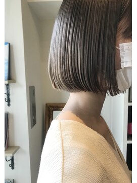 ヘアーデザイン シュシュ(hair design Chou Chou by Yone) ☆chouchou☆ミニボブ×ミルクティーベージュ