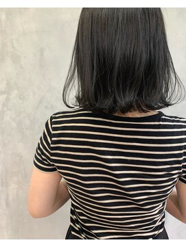 キチ(kichi.) [kichi.] ロブ×ダークグレージュ