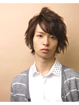 タヤ シァル鶴見店(TAYA) ミディアムウルフ サイドパート 無造作パーマ