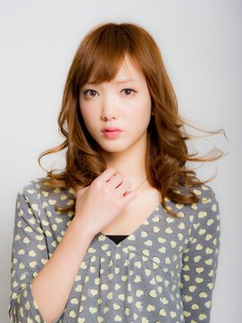 カルフール 草加本店(Carrefour) アディクシーカラー/高彩度/ブリーチなし/ベージュ/カット