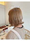 ハイトーンベージュ
