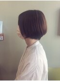 秋のグレージュ×大人ショートボブ