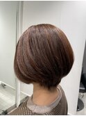 ショートボブ