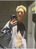 【金髪短髪】抜きっぱなしブリーチ×スパイキーベリーショート