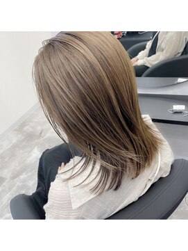 エル(elle.) bleach color