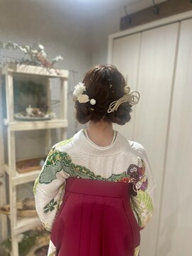 ベルトオブヴィーナス(Belt of venus) 【袴】ツインお団子アレンジ