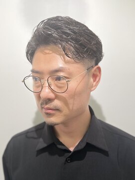 リバティシェアバーバー 銀座2nd(LIBERTY SHARE BARBER) クセ毛風七三スタイル