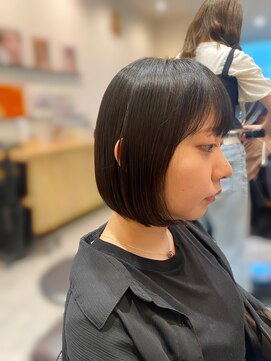 ユーフォリア 青山(Euphoria) 20代30代40代髪質改善艶感ストレート透明感