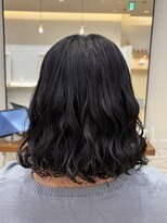 アメリ バイ アピッシュ(Amelie by apish)&nbsp;伸ばしててもイメチェンしたい！コテ巻き風ボブパーマ