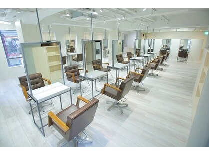 ヘアー ミッション 心斎橋店(hair Mission)の写真